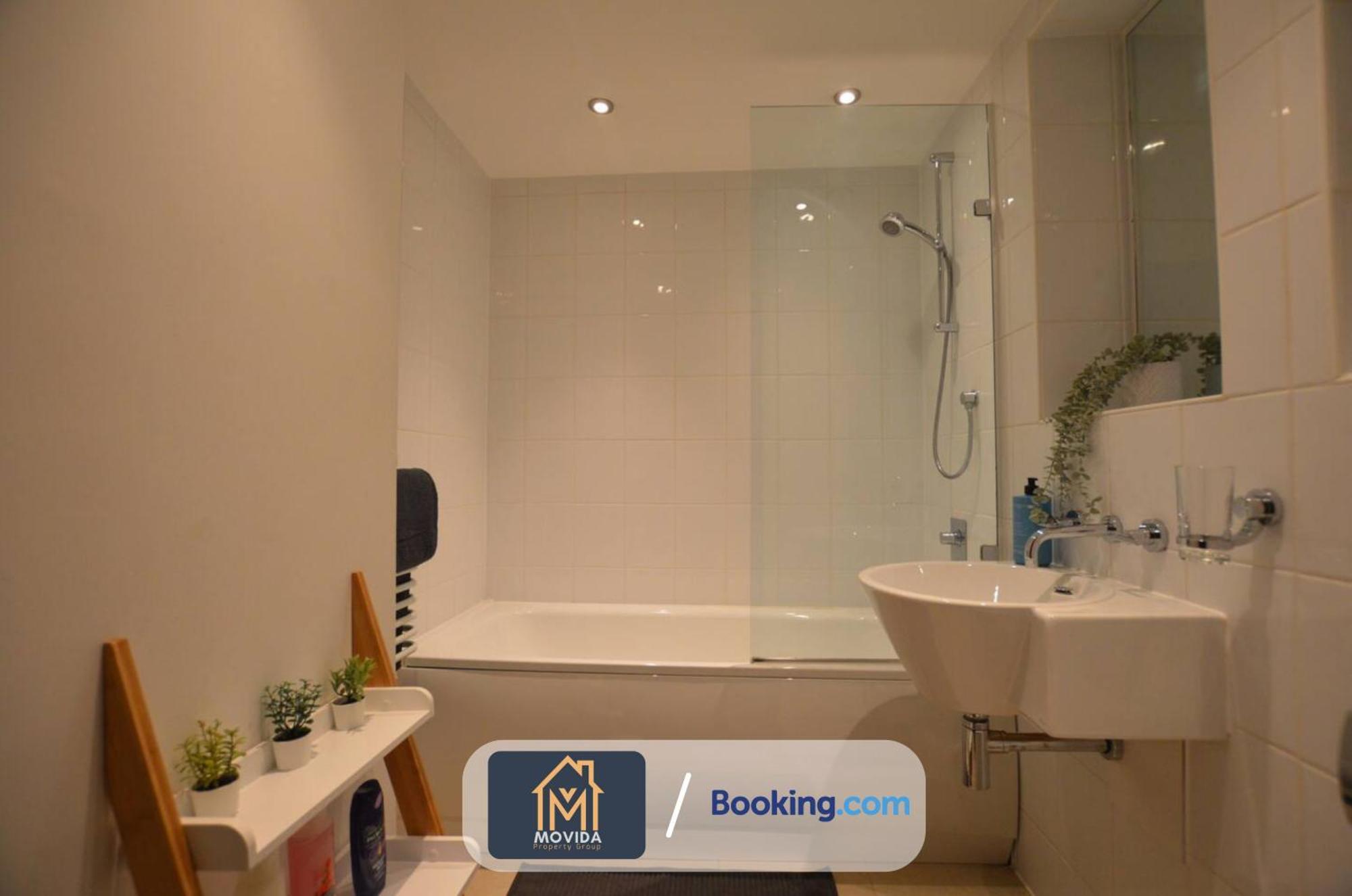 Lgi Stunning 1 Bedroom Apartment By Movida Property Group Short Lets & Serviced Accommodation ليدز المظهر الخارجي الصورة
