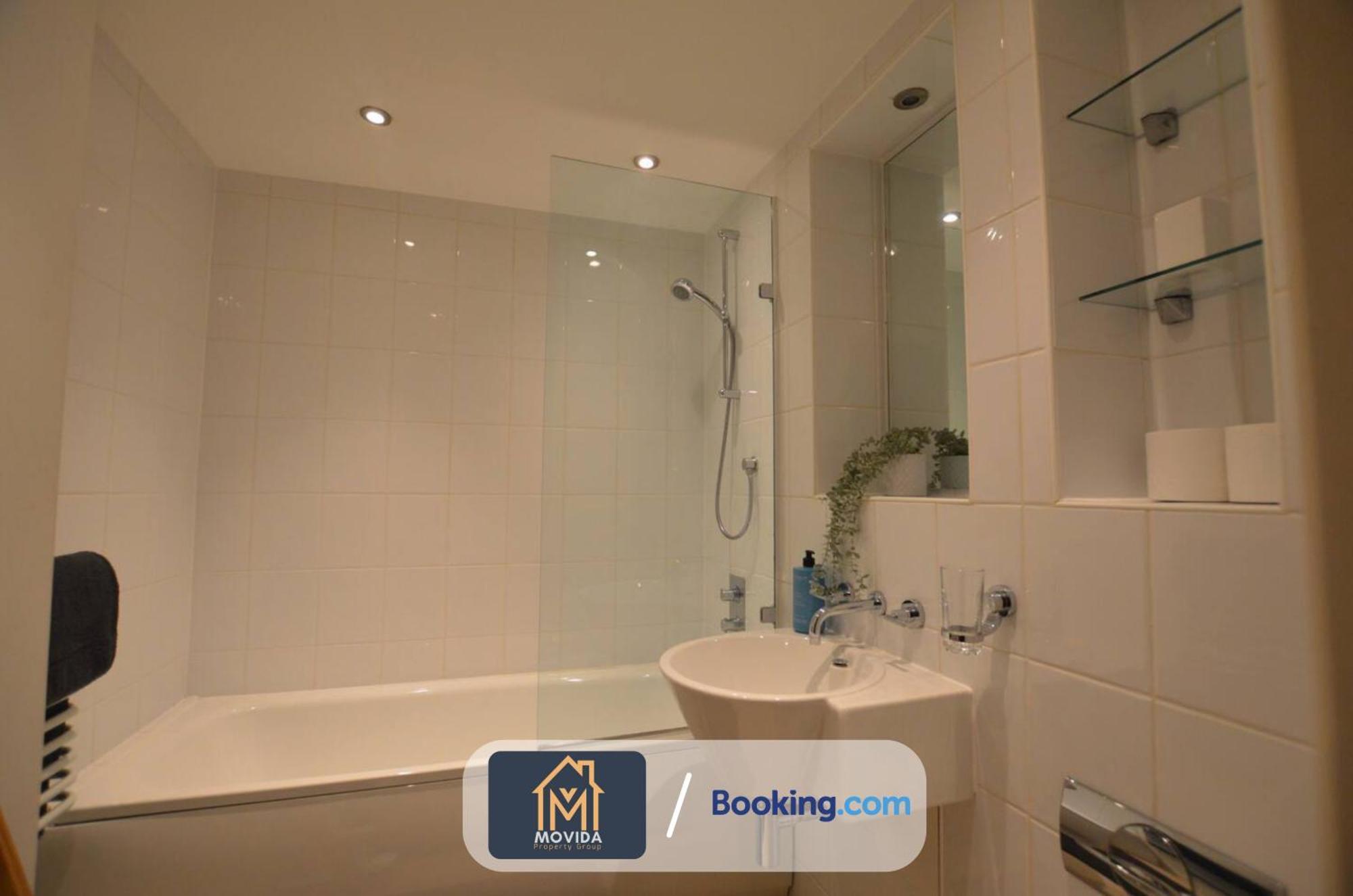 Lgi Stunning 1 Bedroom Apartment By Movida Property Group Short Lets & Serviced Accommodation ليدز المظهر الخارجي الصورة